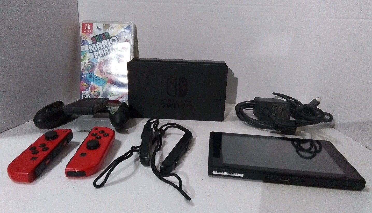 Nintendo Switch Mario Choose One Bundle 32GB Red/Black – w/Super Mario Party