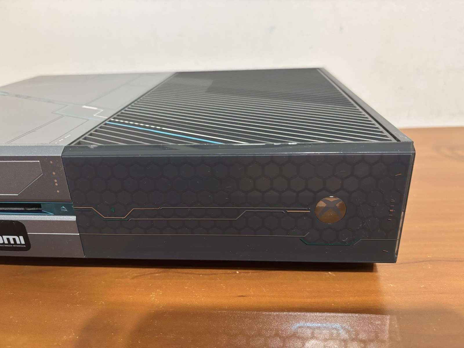 Microsoft Xbox One 1TB Console Halo 5 Guardians Limited Edition