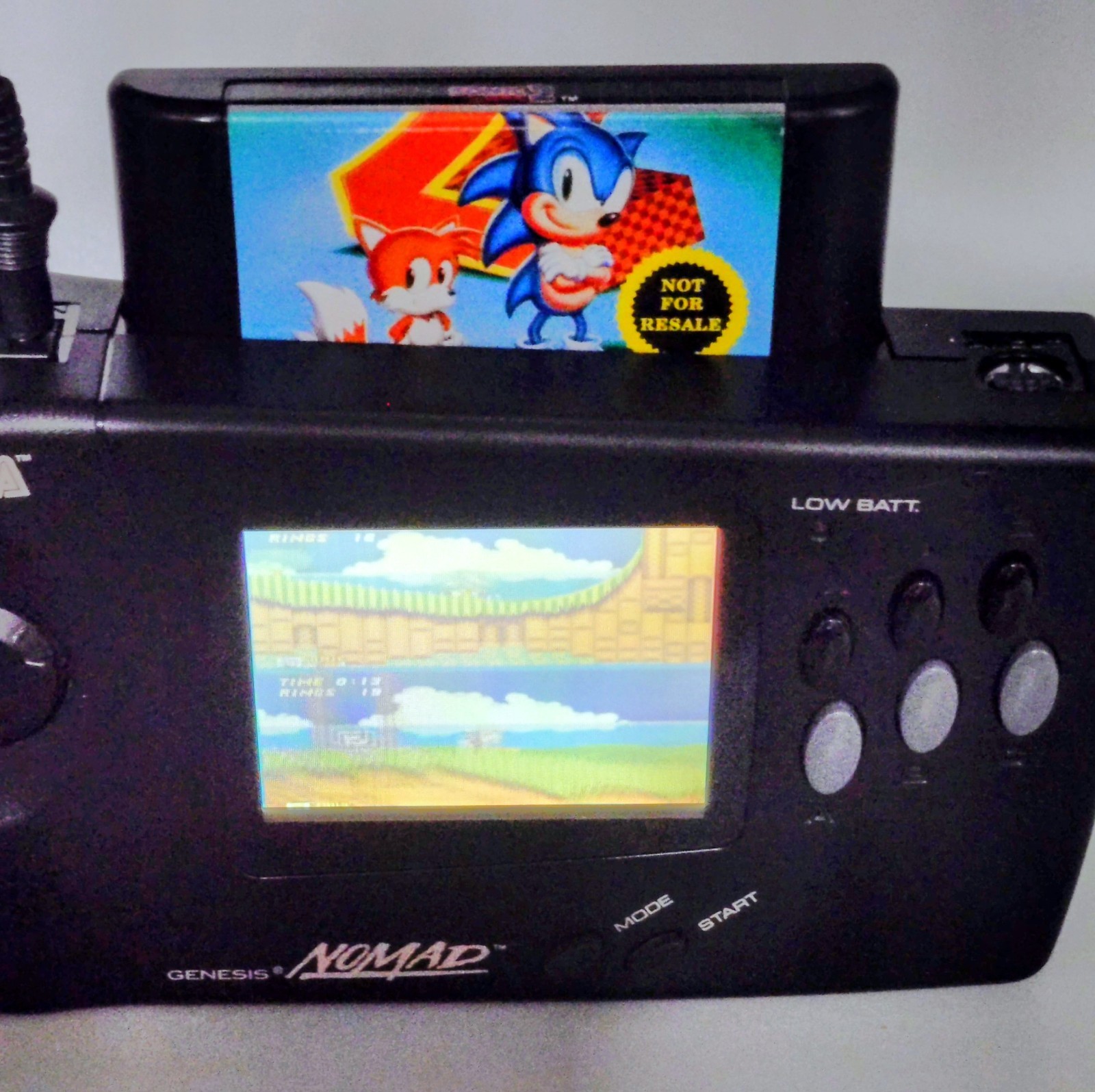 Sega Nomad Genesis Handheld Game Console original, Tested/Very Clean