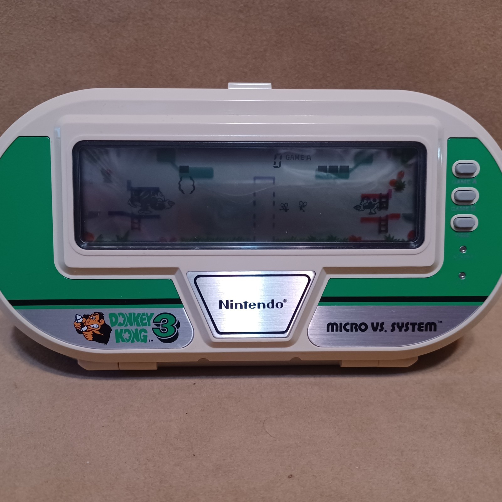 DONKEY KONG 3 Nintendo 1984 MICRO VS. SYSTEM Game & Watch Handheld Console