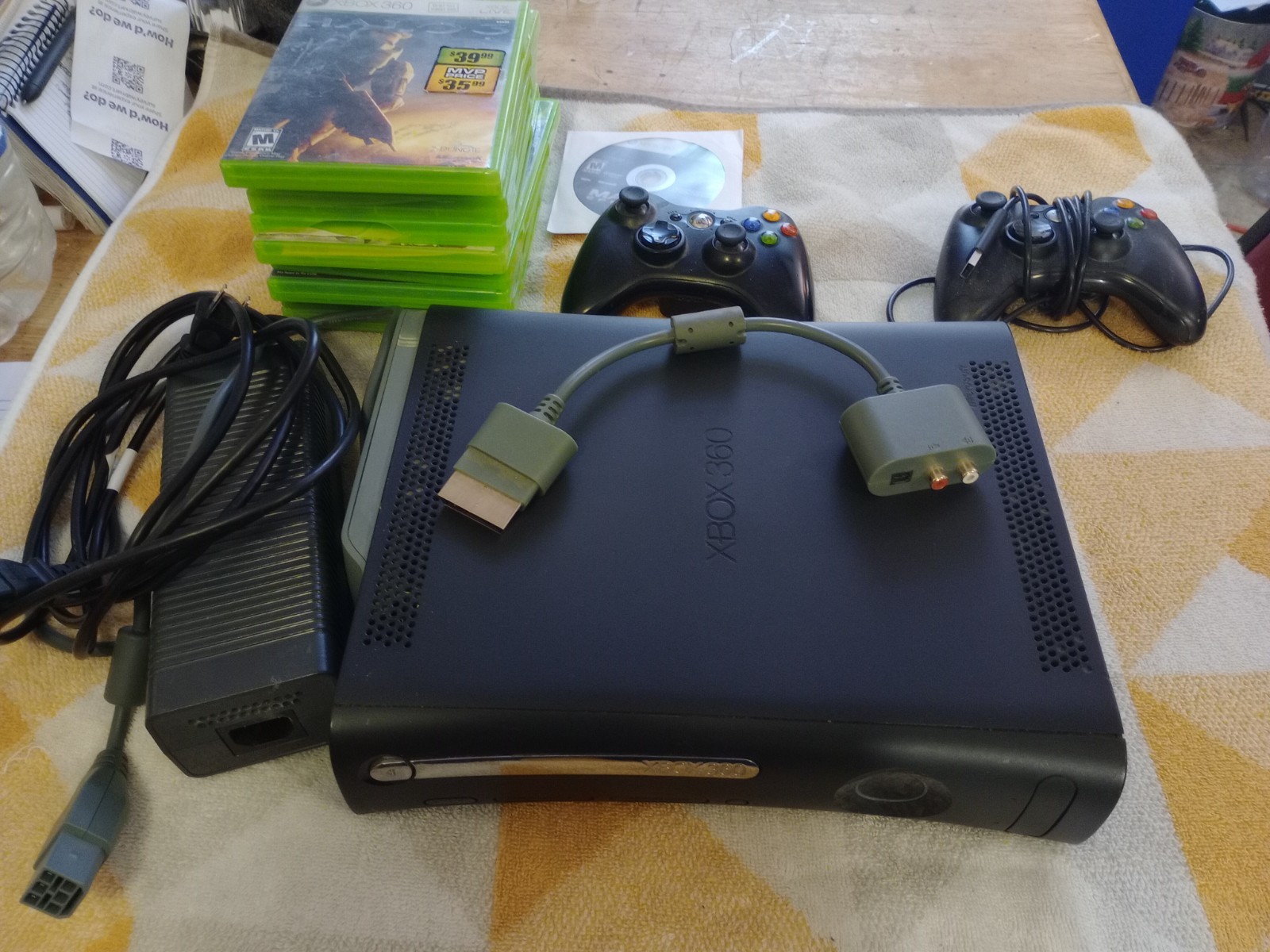 Xbox 360 Elite 60GB Console – Black, 10 games included