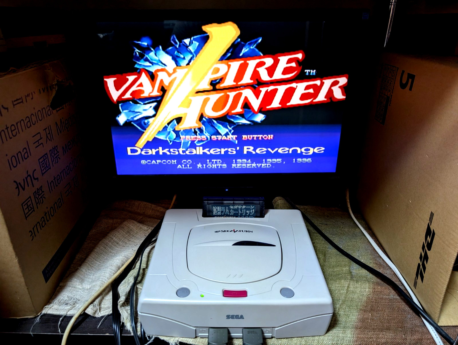 Sega Saturn White Console 4MB RAM MARVEL Super Heroes VS Street Fighter Japan