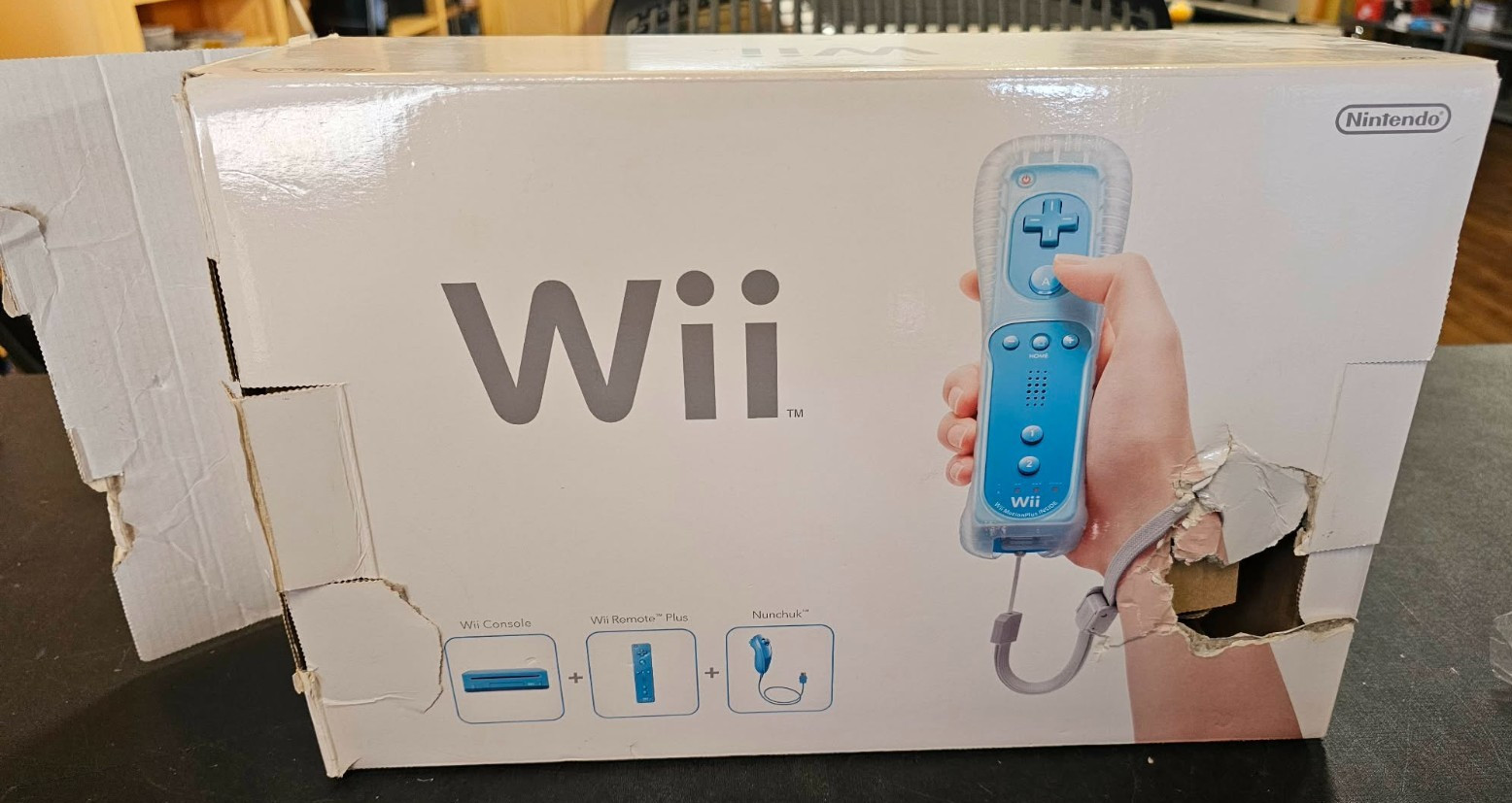 Nintendo Wii RVK S BAAG USZ Limited Edition Console Bundle TESTED