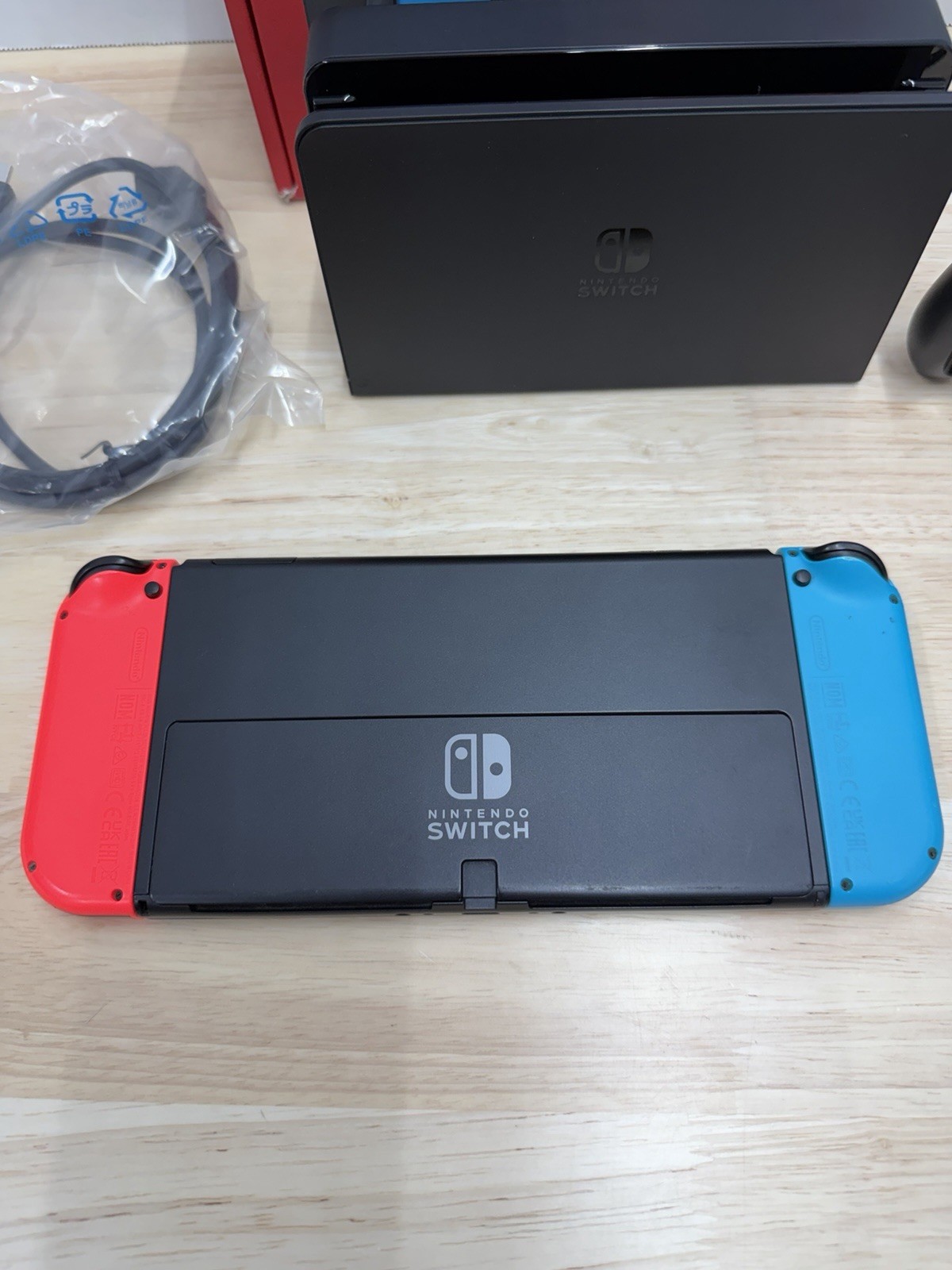 Nintendo Switch OLED Model 64GB HEG-001 Console + 3 Games ~ Great Condition