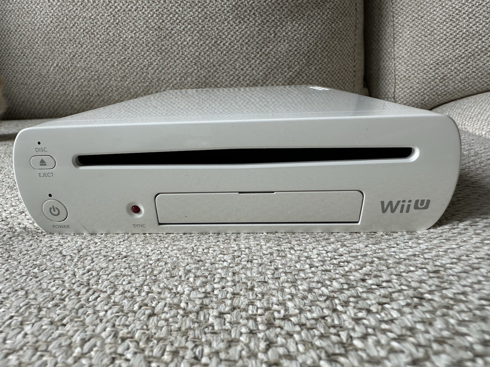 Nintendo Wii U 32GB Console Mario Kart 8 Set White Complete In Box (NTSC-J)