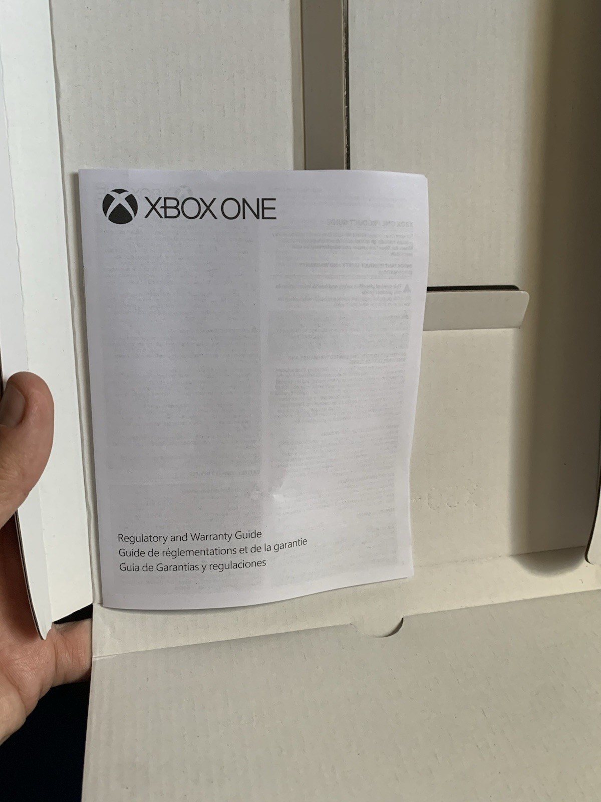 Microsoft Xbox One S Battlefield 1: Storm Gray Special Edition Bundle 500GB Gray