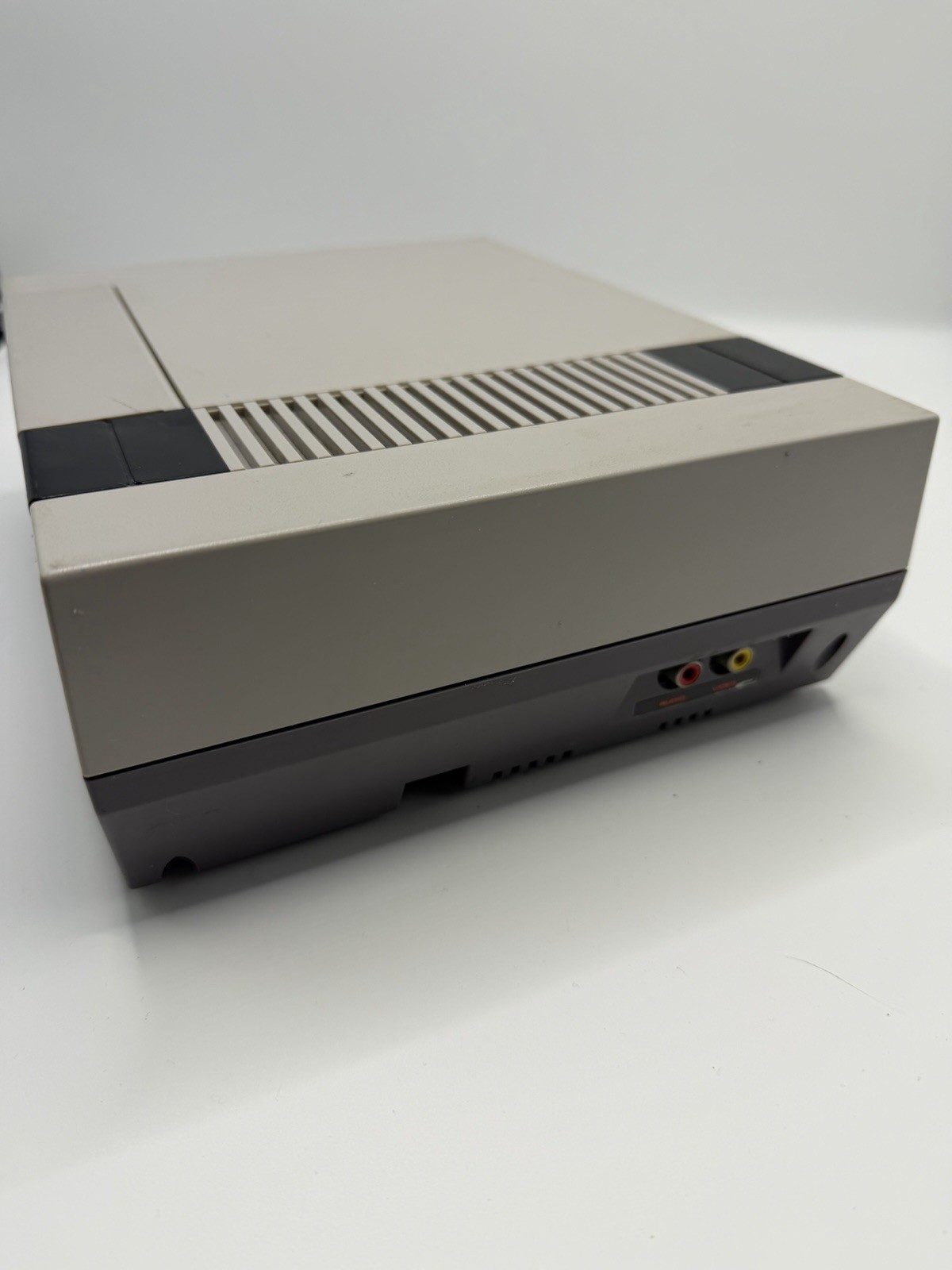 Nintendo Entertainment System NES-001 Console System Bundle – READ DESCRIPTION