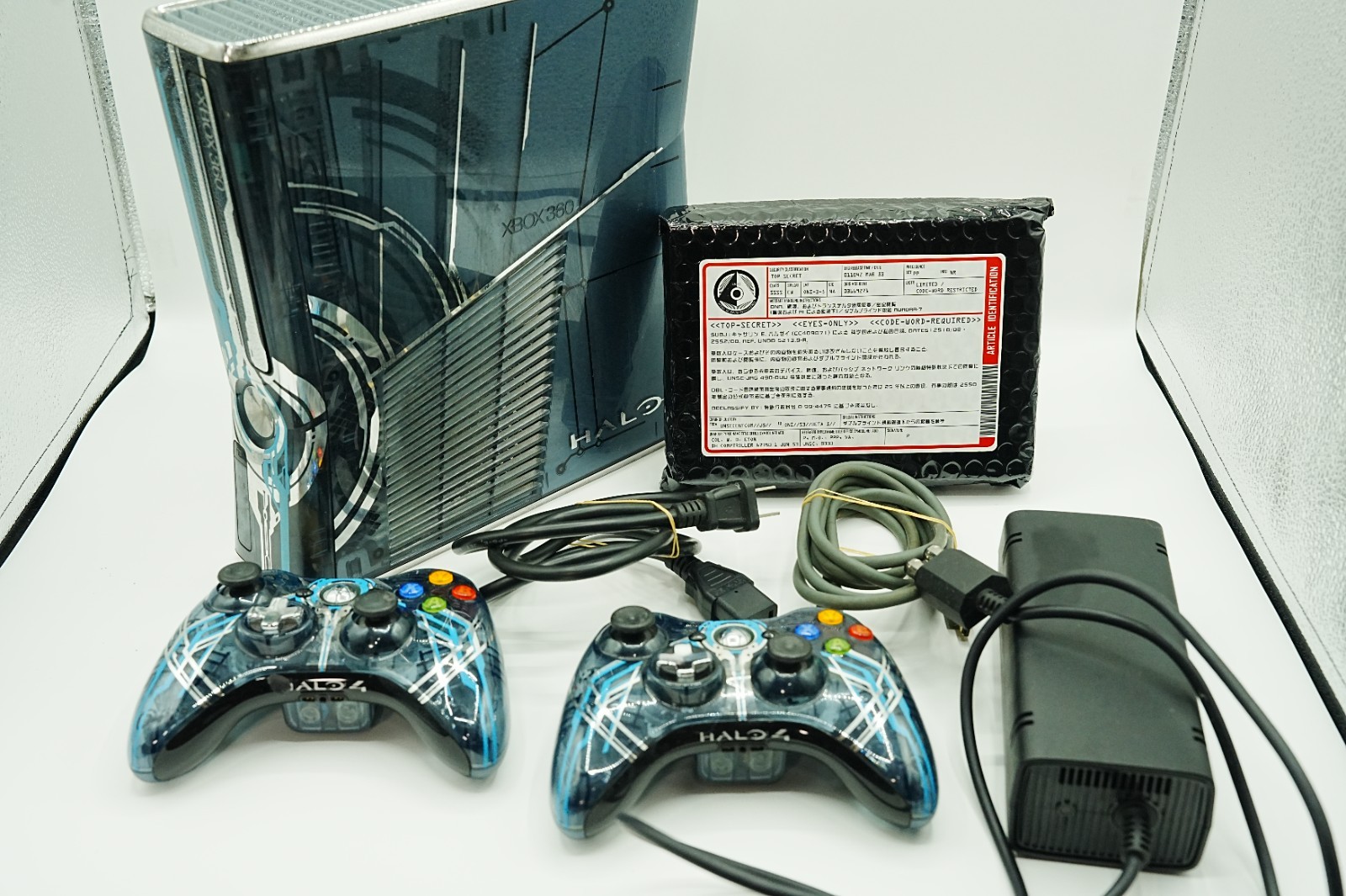 Xbox 360 Halo 4 Limited Edition Console 320GB 2 Controllers Tested JP