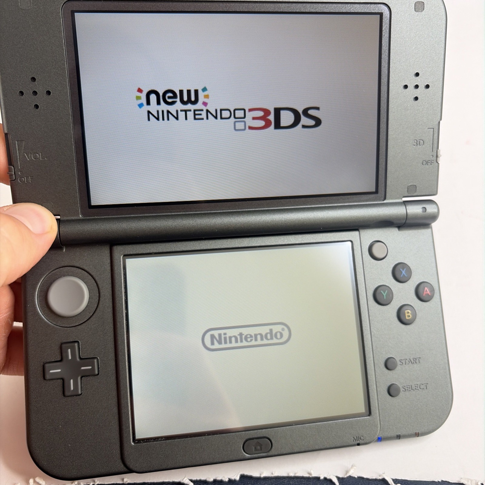 Clean! New Nintendo 3DS XL Gray Black Console Charger Stylus US Version