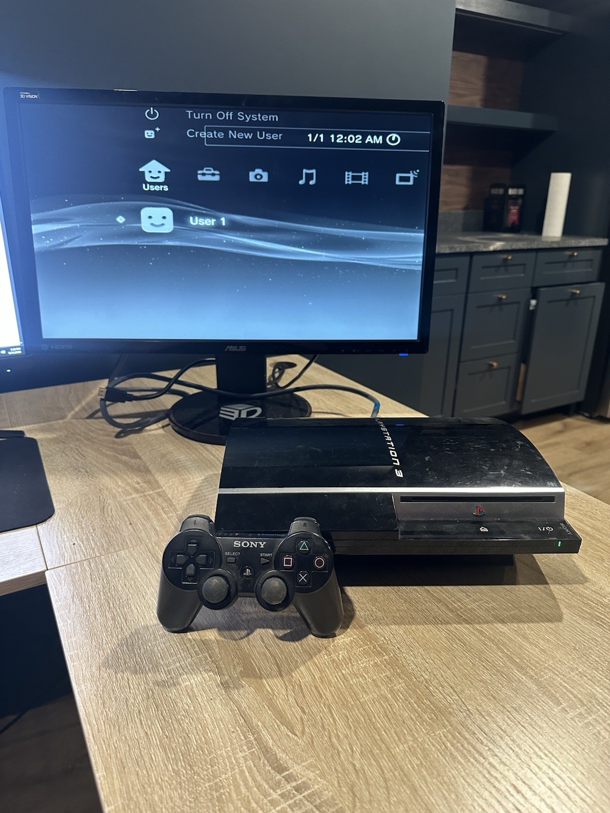 Sony PlayStation 3 CECHL01 Fat 80GB Piano Black Console With Box And Controller