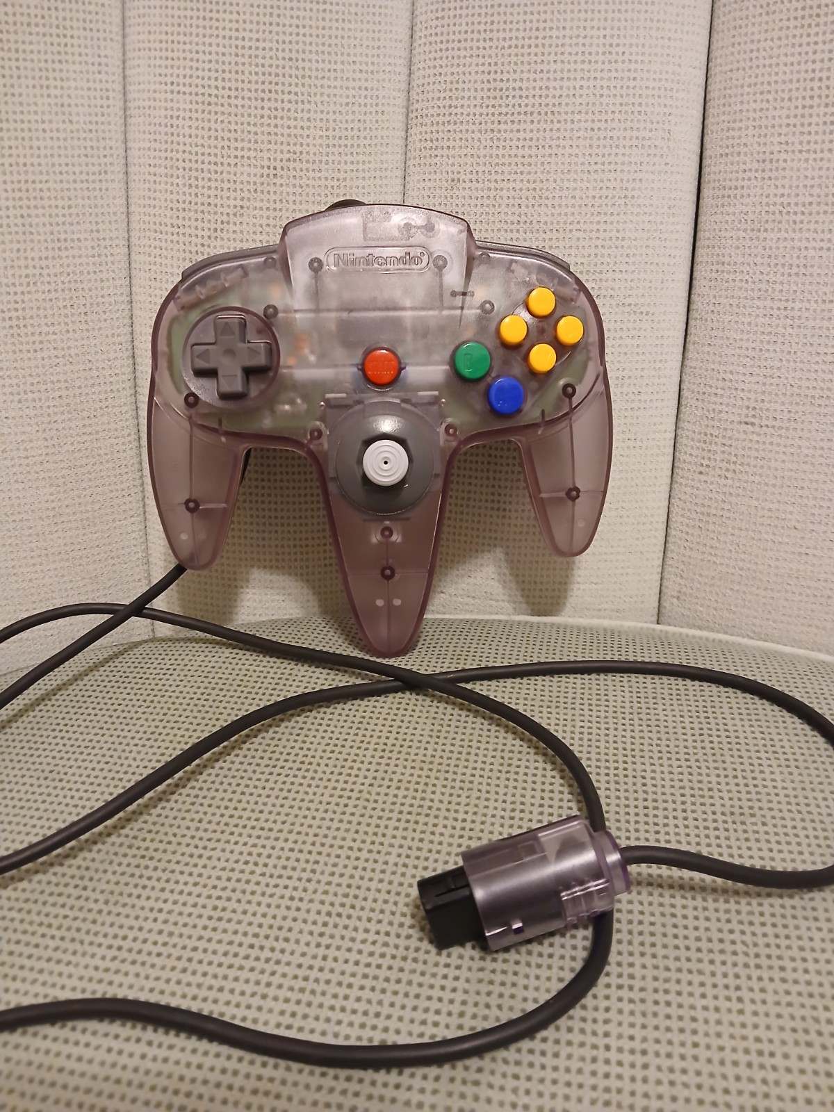 Nintendo 64 N64 Console w/ 2 Controllers, Power & AV cords *Tested & Works*