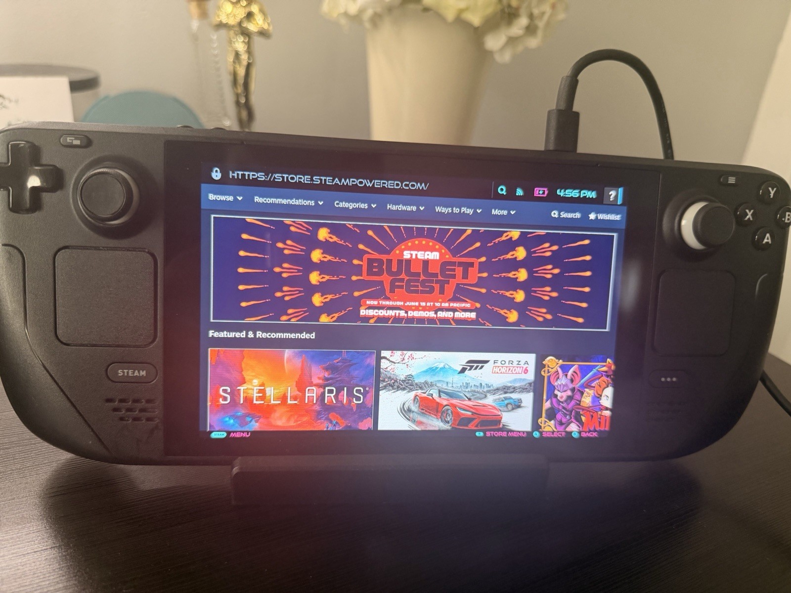 Valve LCD Steam Deck Handheld Console Black Wi‑Fi USB‑C w/ Adapter and Dock 1TB