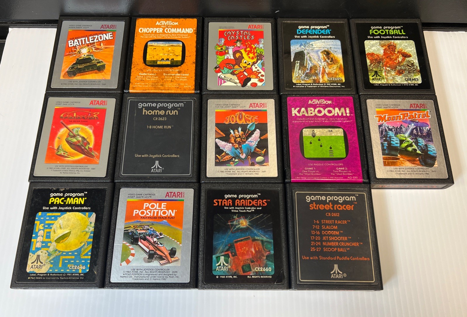 14 Atari 2600 Games With Display Case-classic games preowned bundle PAC-MAN