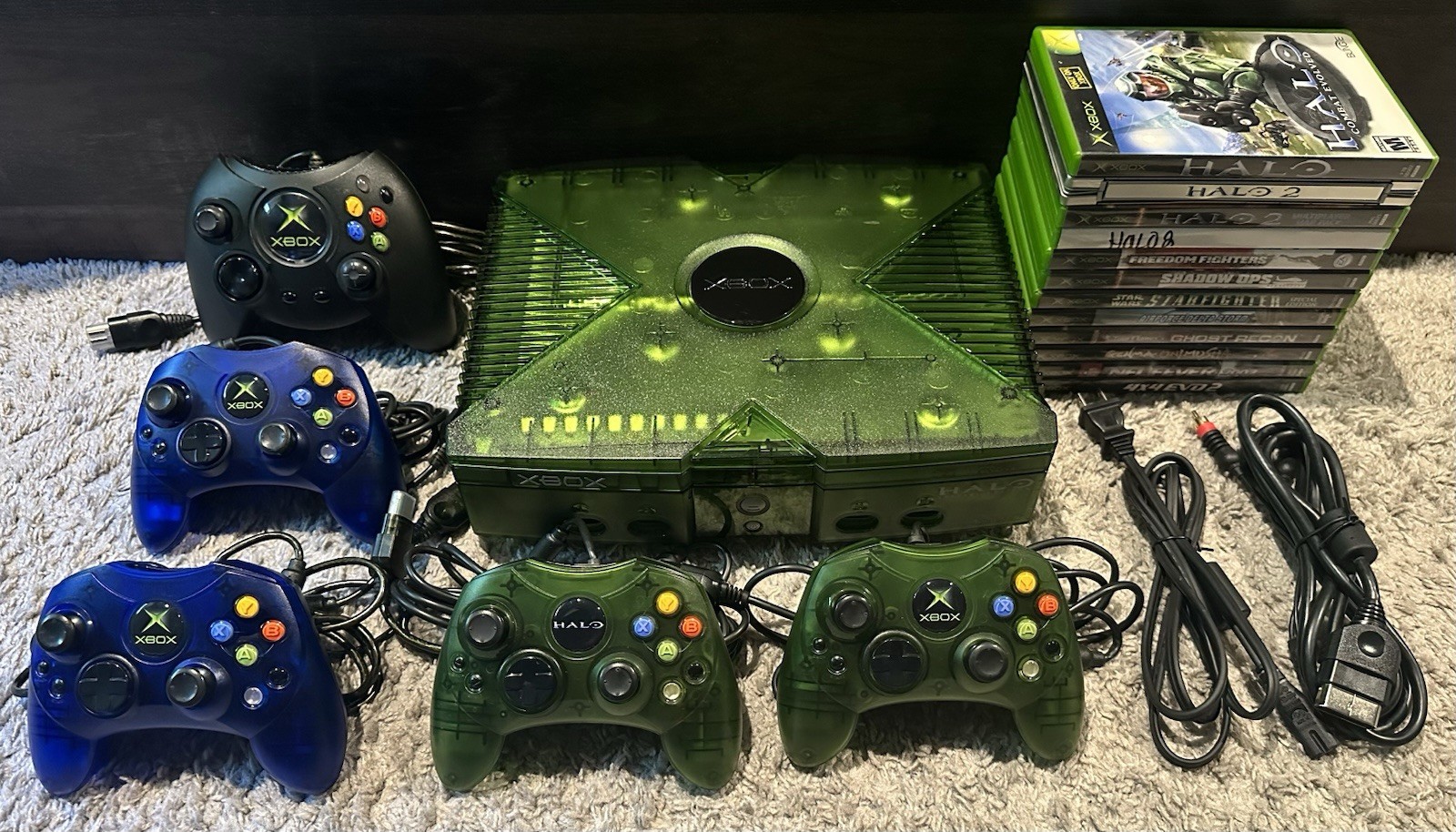 Original Xbox Halo Special Edition Console Bundle With 5 Controllers & 11 Games