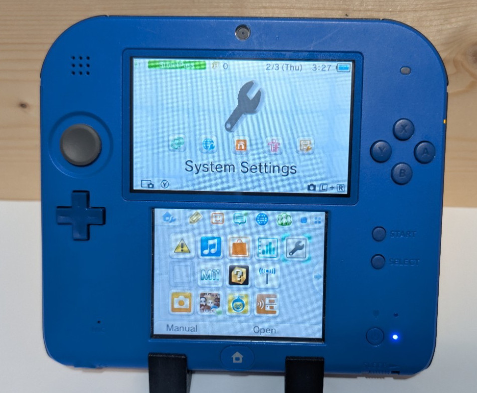 Nintendo 2DS Blue/Black US Version W/Cable *Tested*