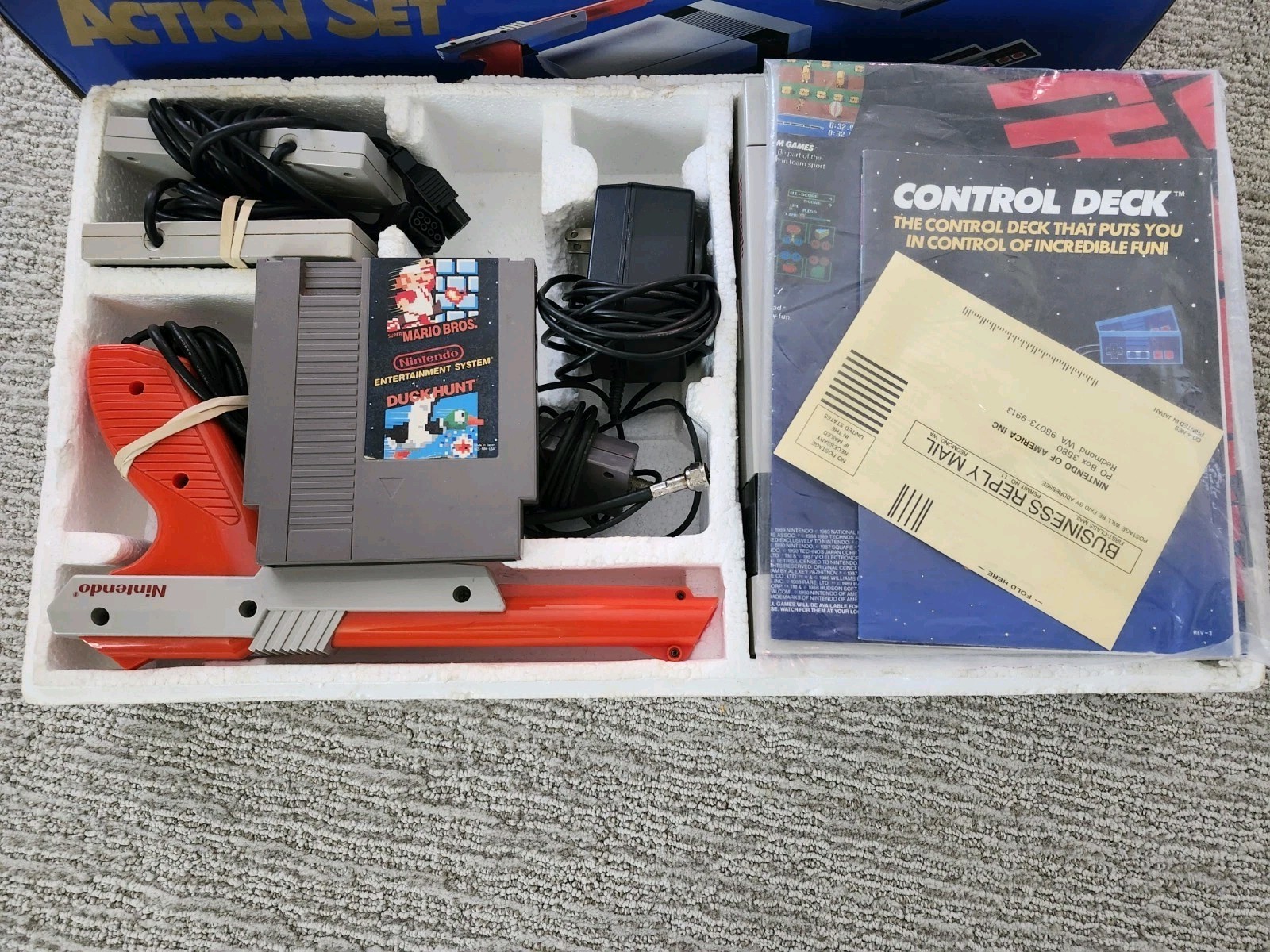 NES Nintendo Action Set Red Zapper System Console CIB Manuals Mario Duck Hunt