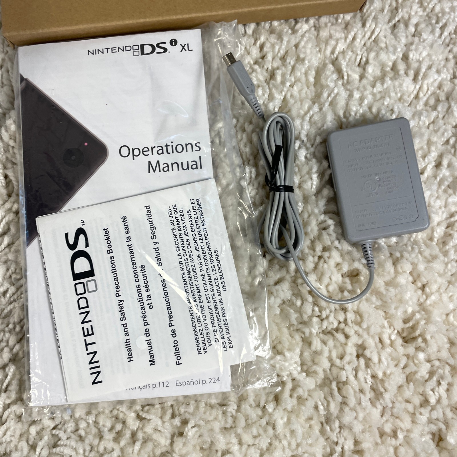 Nintendo DSi XL Midnight Blue Handheld Console System UTL-001 Complete in Box