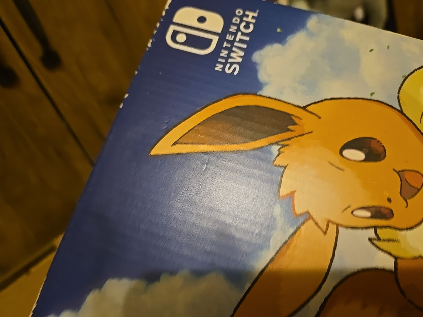 Nintendo Switch – Pokemon Let’s Go Eevee Edition Console w/Poke Ball Plus CIB