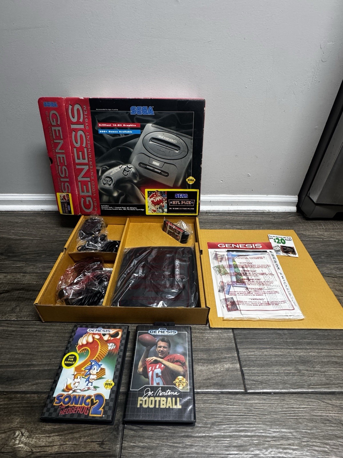 Sega Genesis Sports System – Complete CIB NFL Football 95 Console Lot