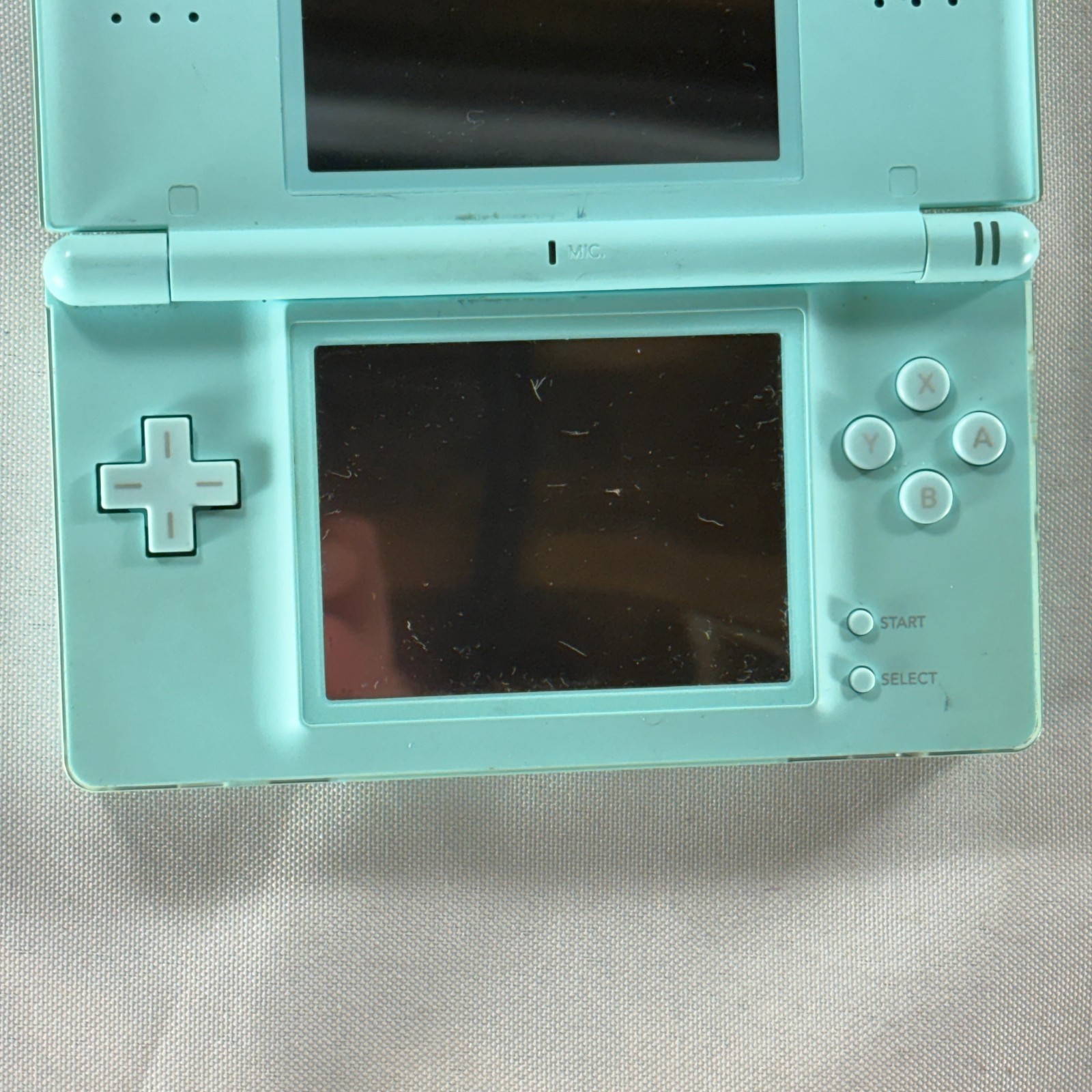 Nintendo DS Lite Ice Blue Handheld System – Doesn’t Read Games