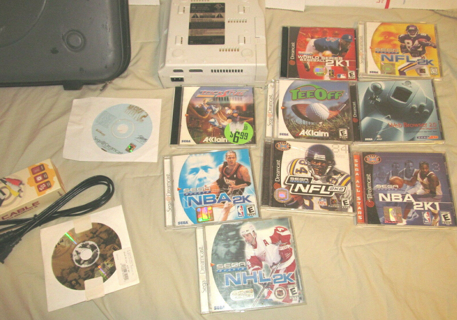 Sega Dreamcast Console System 11 Game Bundle Lot w/ RaRe Blaze Case Rev 0 Model