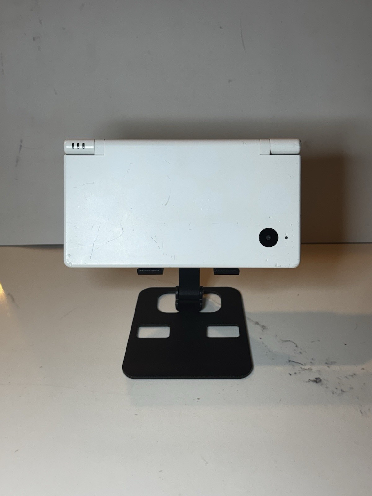 Nintendo DSi White Touchscreen Handheld