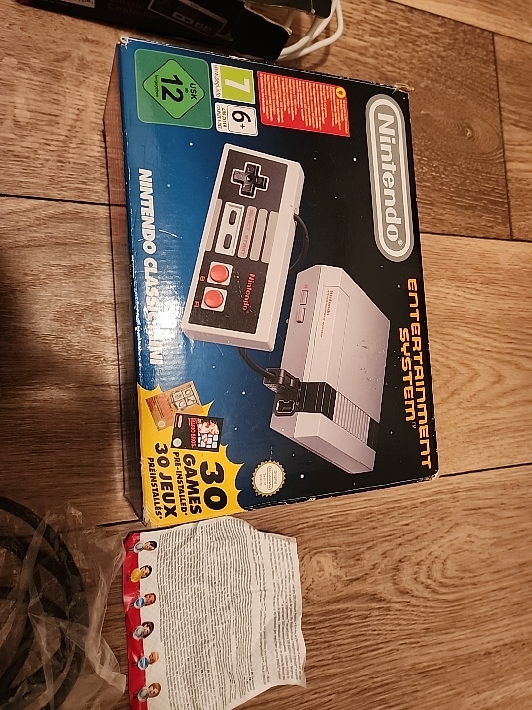Nintendo NES Mini Classic Edition HDMI Console with 30 built-in Games Genuine