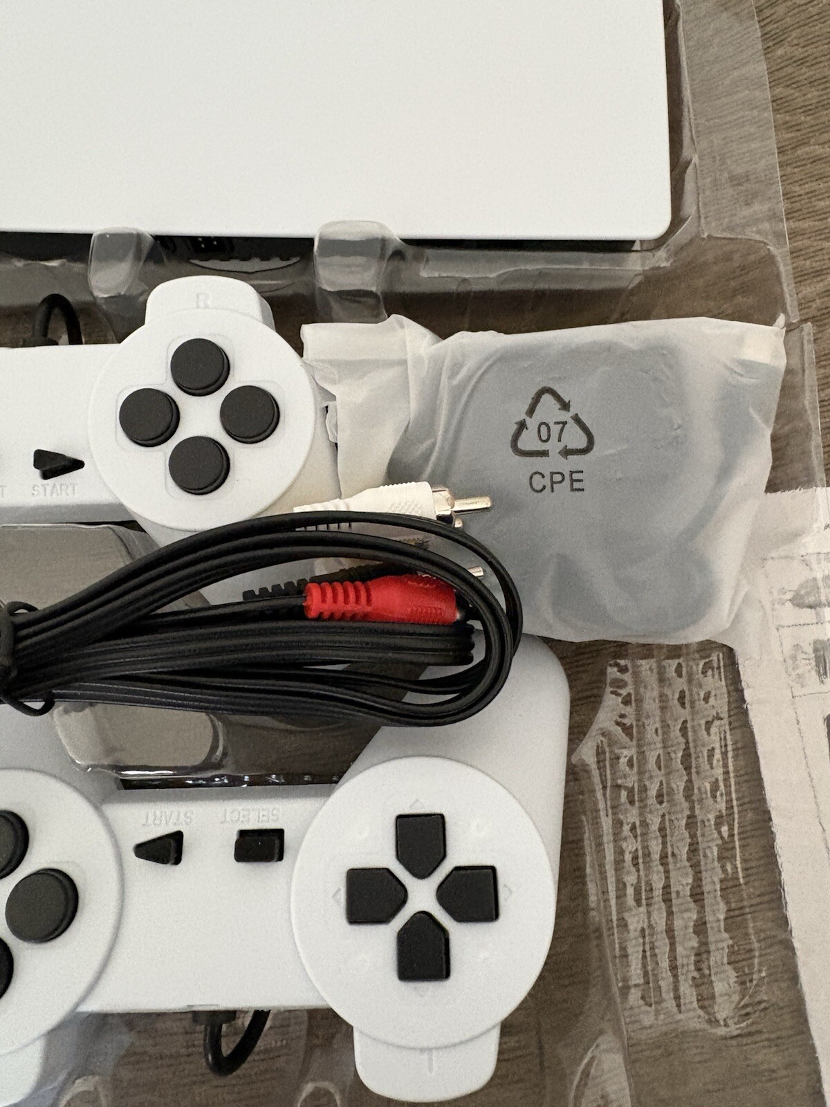 🎮 GS5 Game Console – 300 Retro Games (USB Wired Game Player)