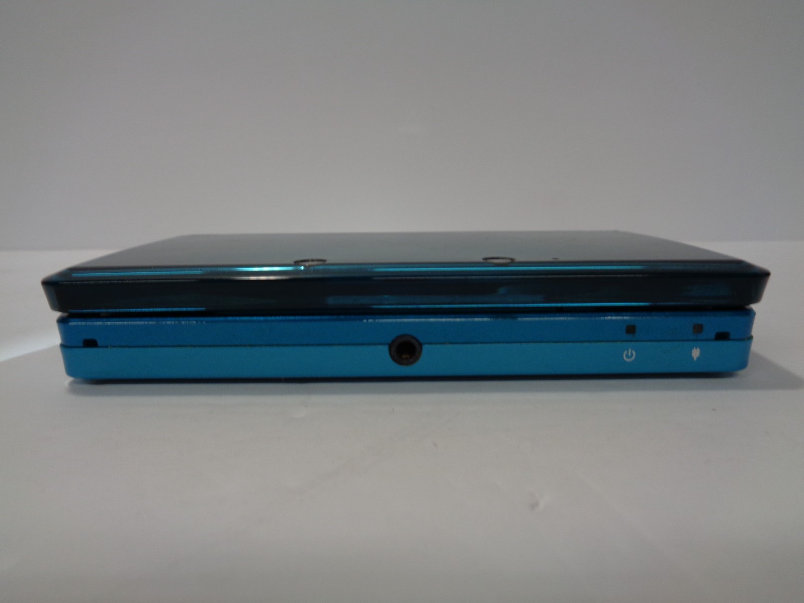 Nintendo 3DS Handheld System Aqua Blue Teal Tested With Stylus