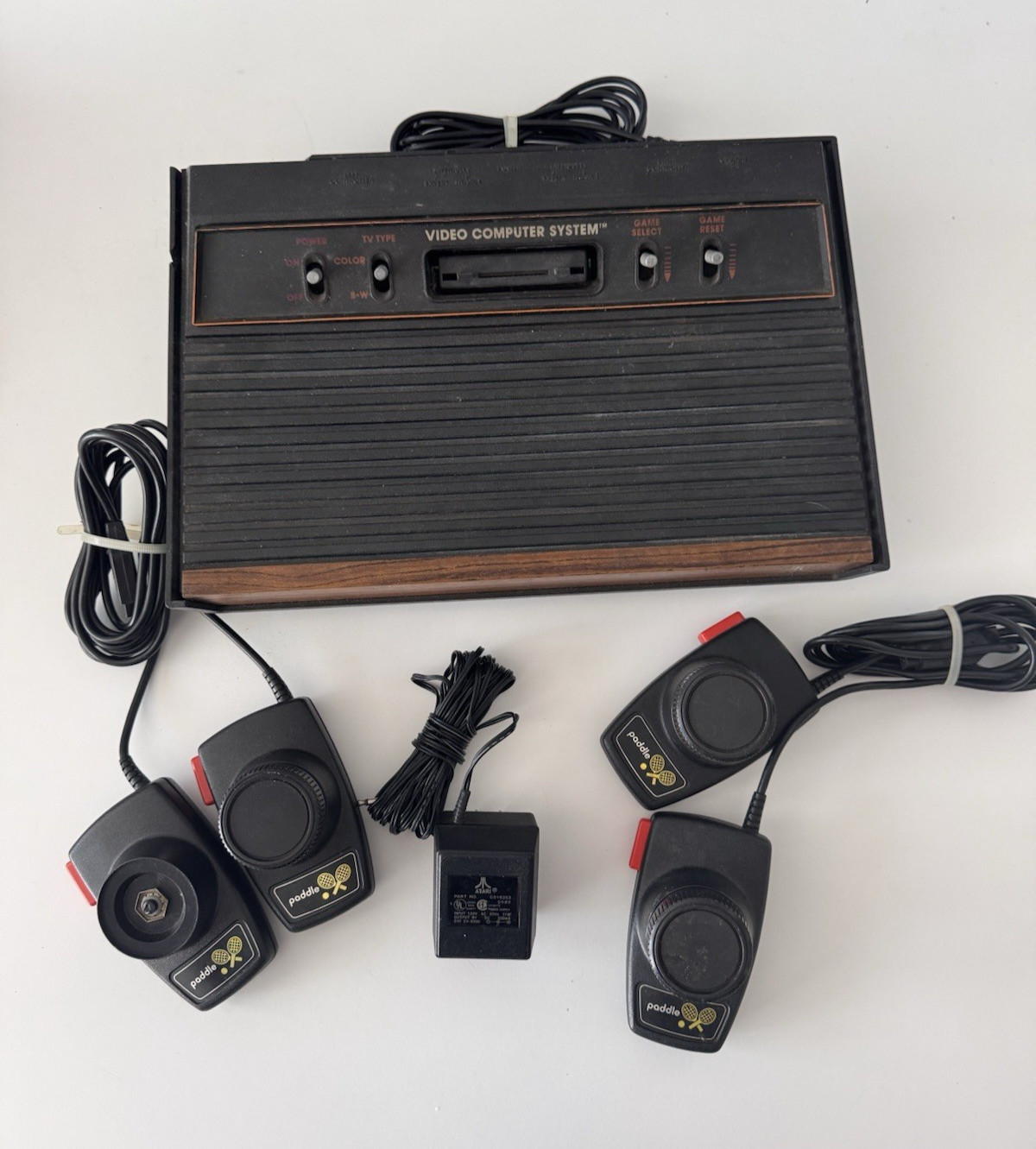 Atari 2600 Home Console Black Brown with Paddle Controllers ( Parts Only)