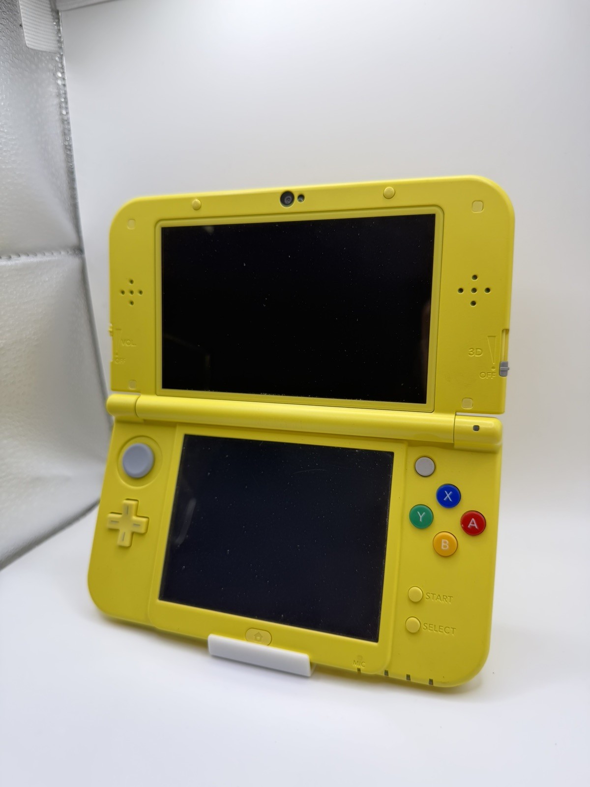 Nintendo New 3DS XL Pikachu Yellow Edition Console IN BOX AUTHENTIC & TESTED