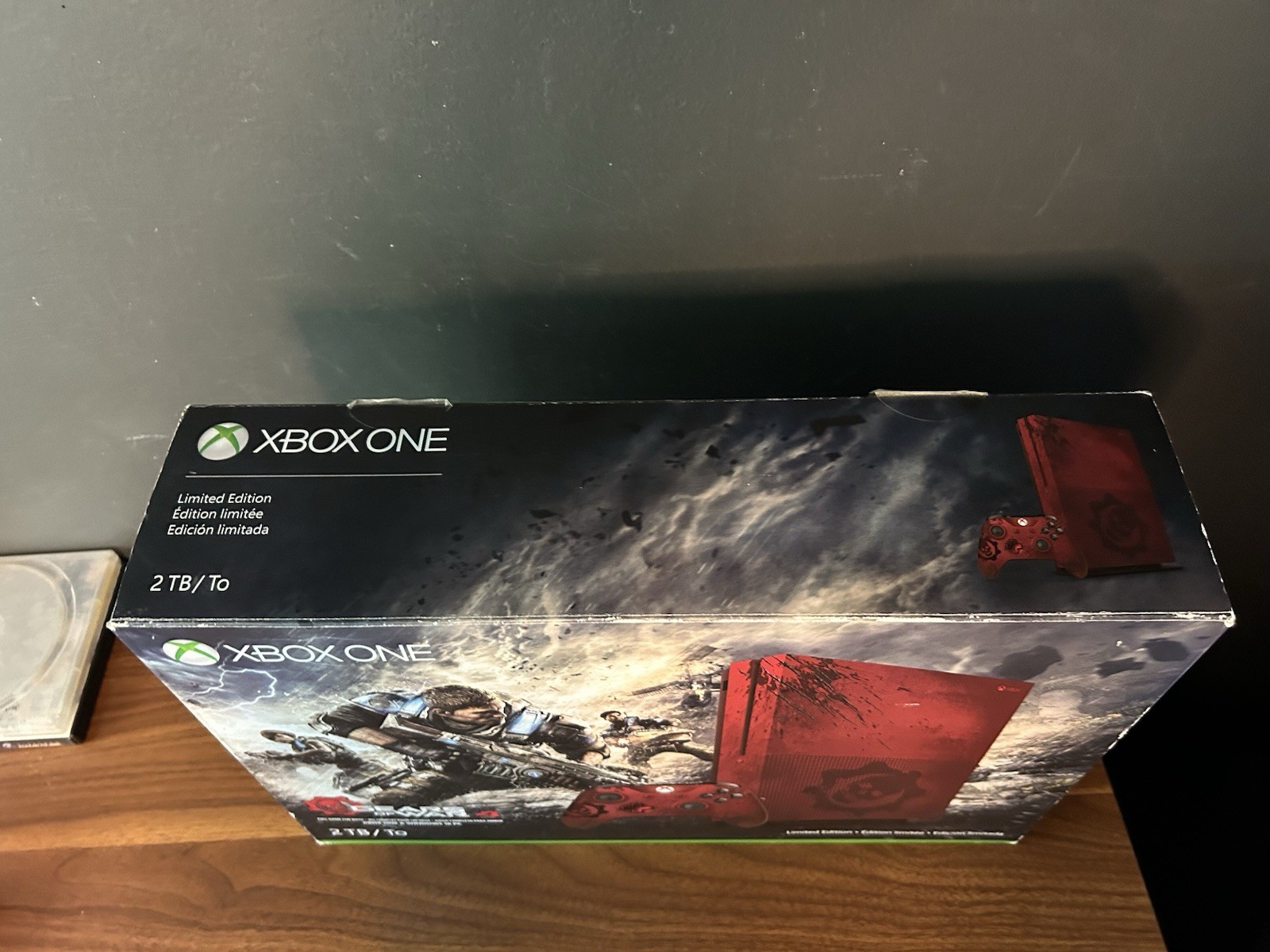 Microsoft Xbox One S Gears of War 4 Limited Edition 2 TB Crimson Red Tested