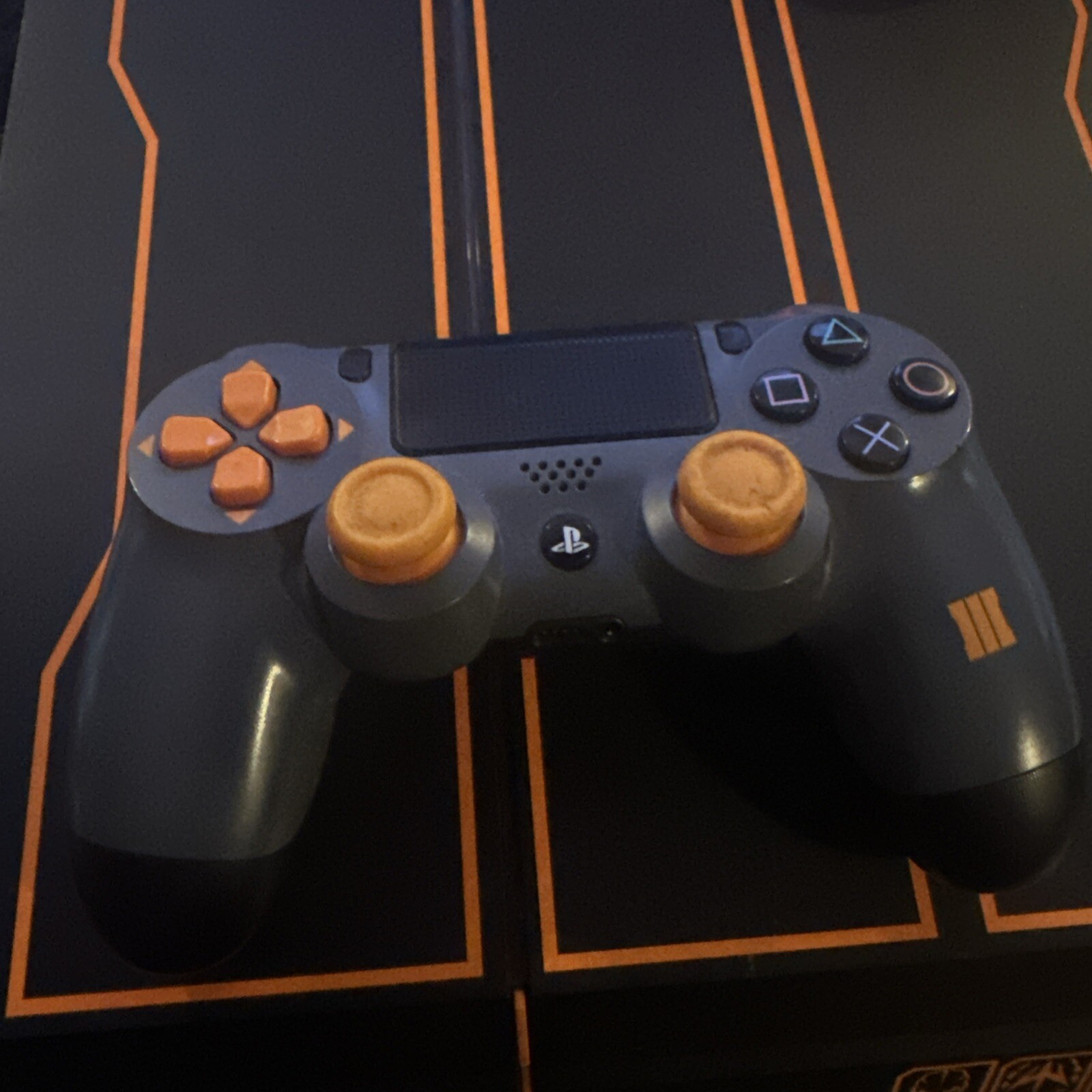 PS4 Limited Edition Call Of Duty Black Ops 3 Console w/ game & Controller