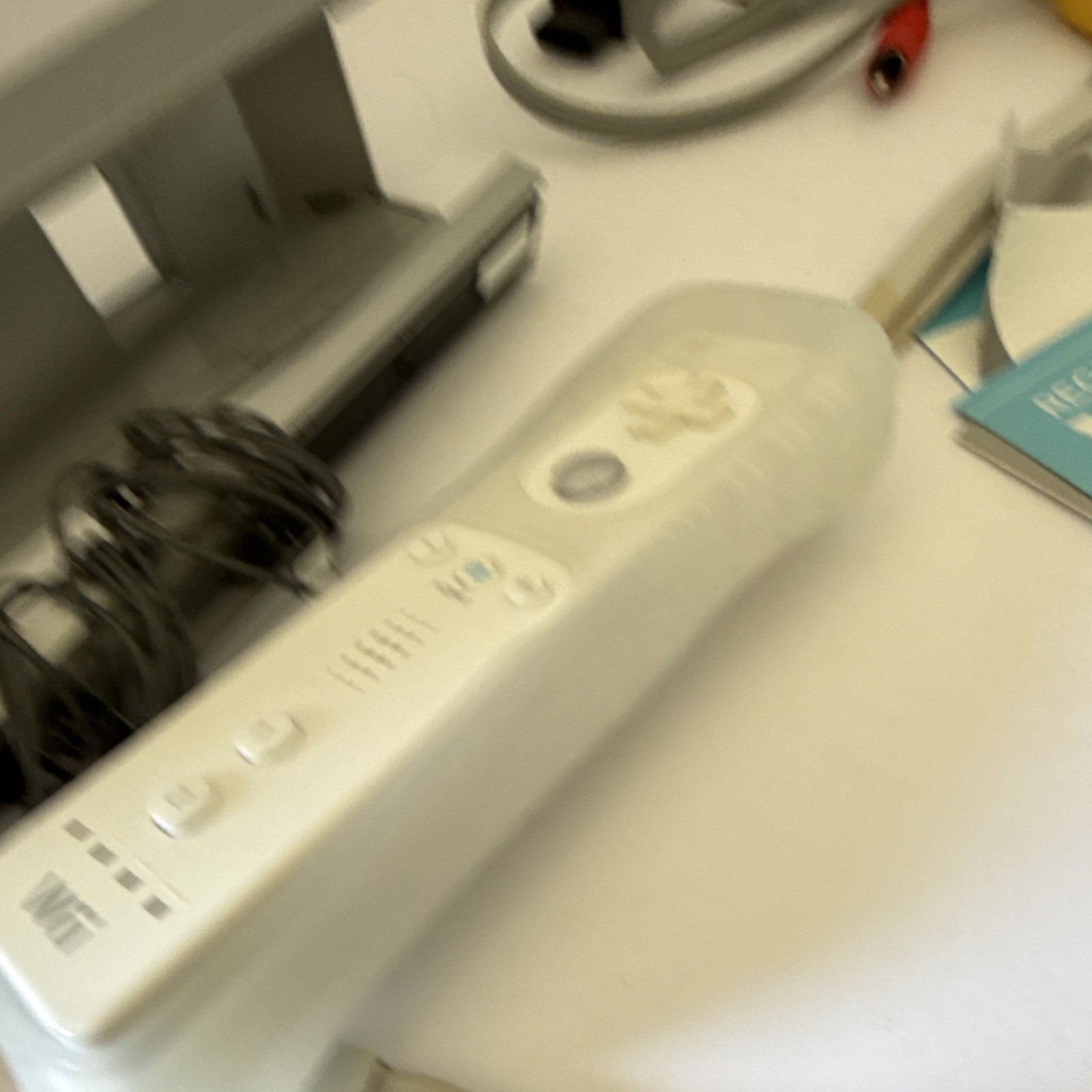 Nintendo Wii RVL-001 White Console Bundle w/ Wii Sports, Wii Fit, 2 Remotes