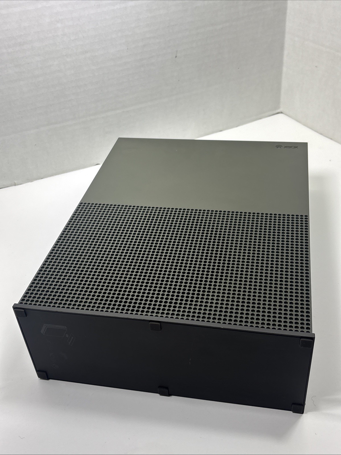 Microsoft Xbox One S (1681) Green 1TB Console W/ Controller & Cords | Tested