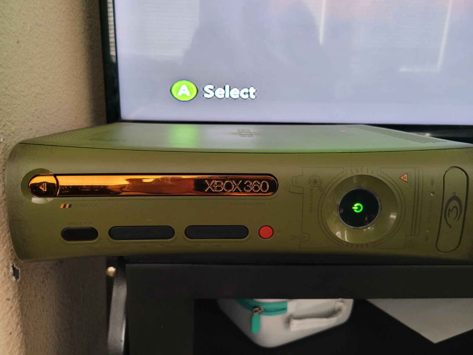 Halo 3 special edition xbox 360 console- Green Edition With Original Box