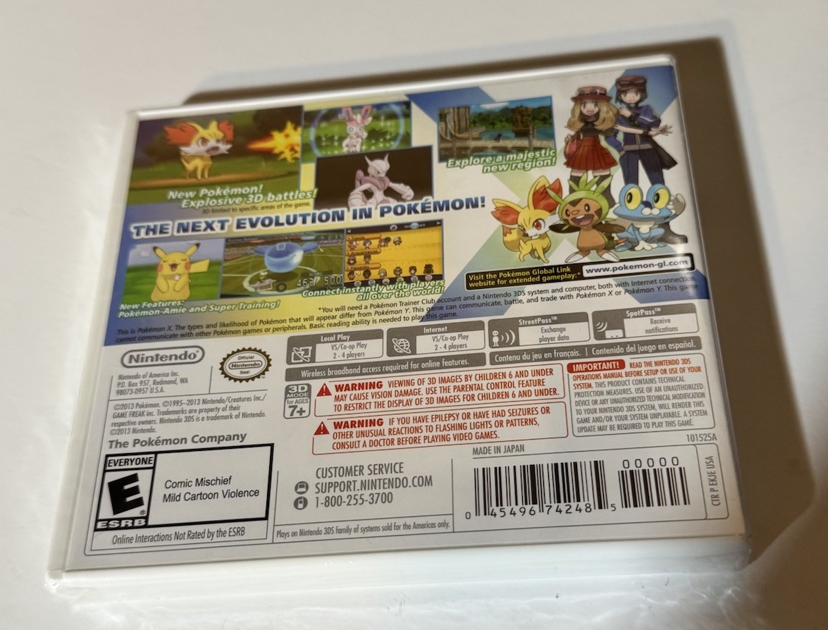 NINETENDO 3DS XL CONSOLE WITH 15 GAMES IN CASES & MANUALS 9 GAMES NO CASES