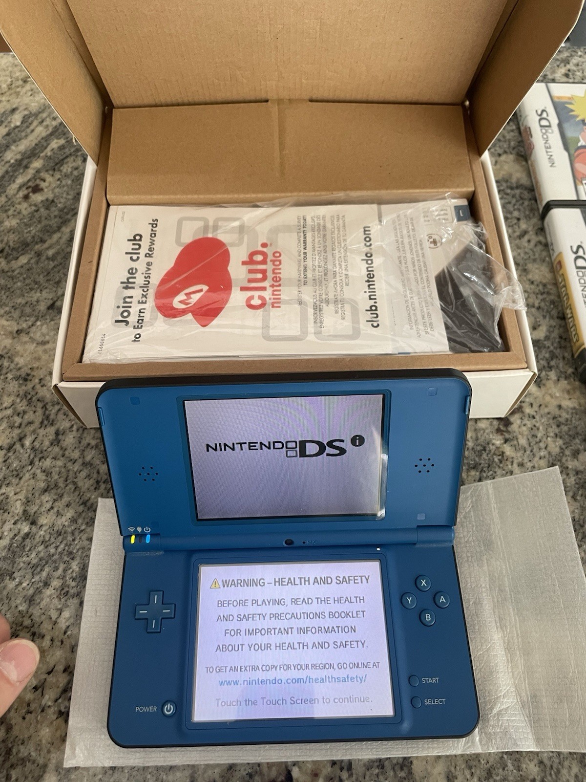 Nintendo DSi XL Complete In Box Bundle w/ Boxes & Games ** FREE SHIPPING**