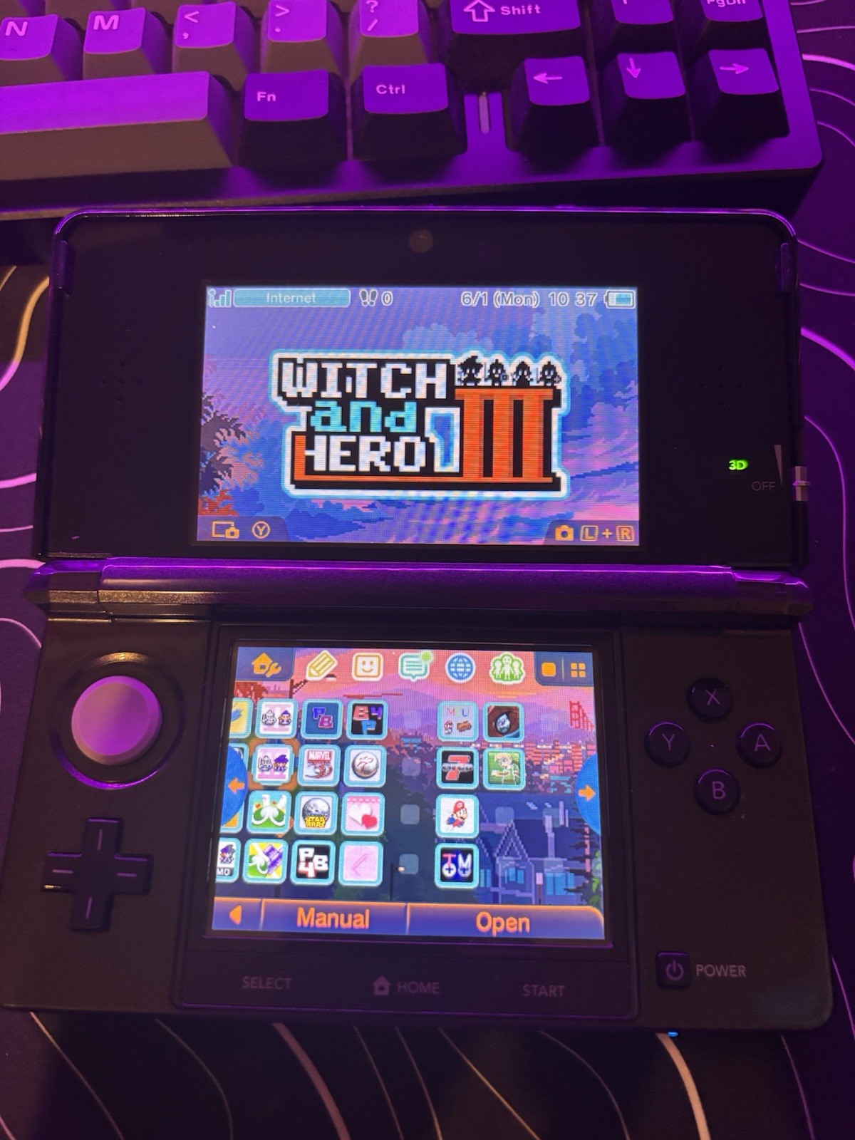Nintendo 3DS Black Handheld System Wi-Fi Capability CTR-001 Headphone Jack