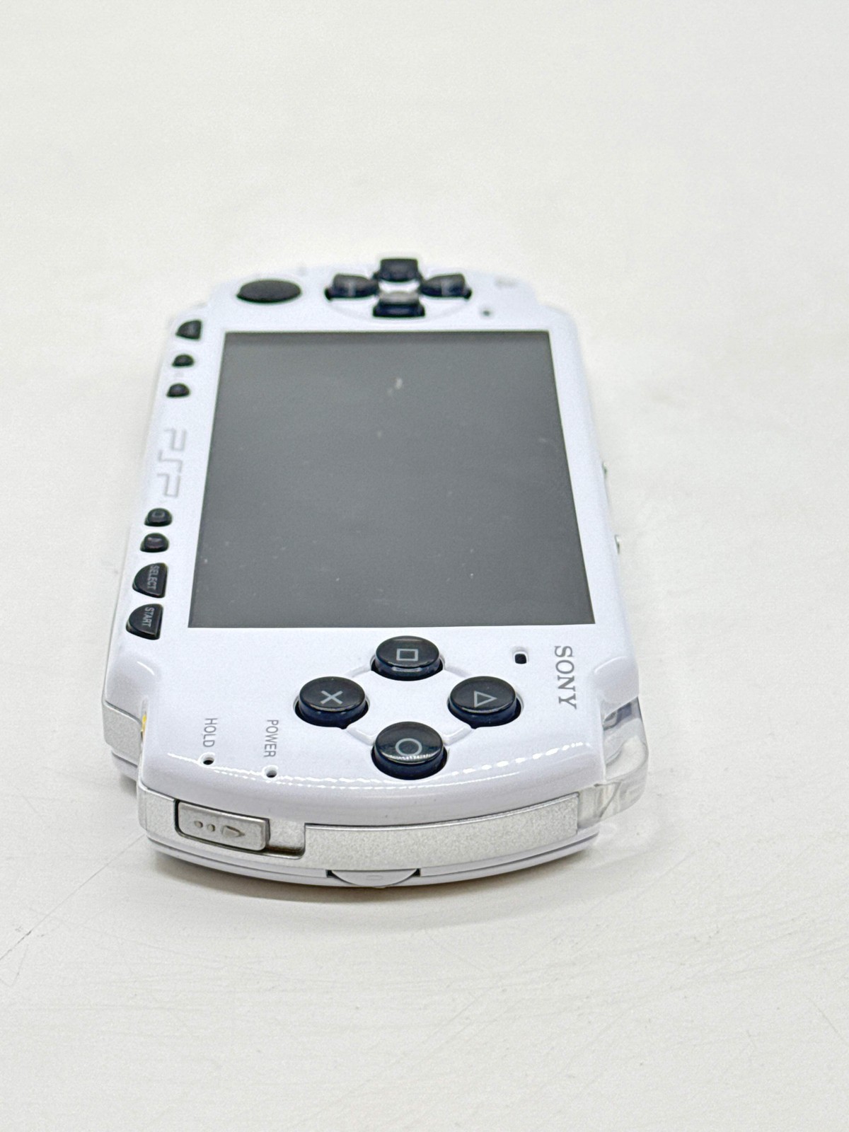 Sony PSP-2000 White Console w/1200mAh Battery & Charger – Read!