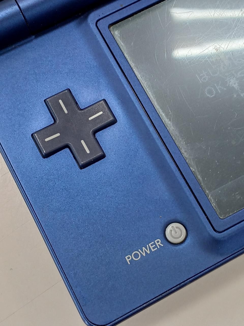 Nintendo DSi TWL-001 Console Portable Gaming System Retro Gaming A1998