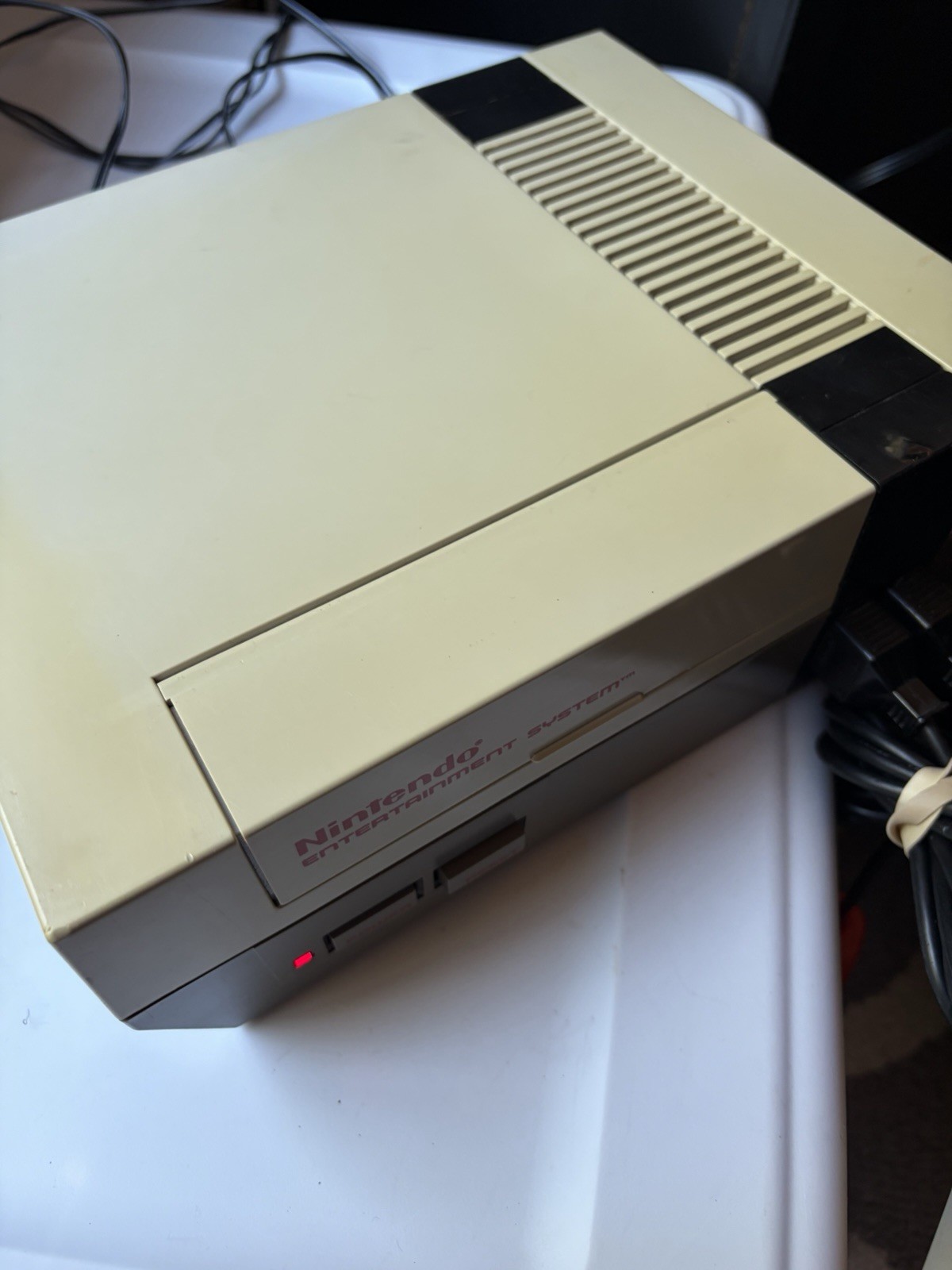 NES Nintendo Bundle Lot – Tested – Console, Controllers, Gun, Mario Duck Game