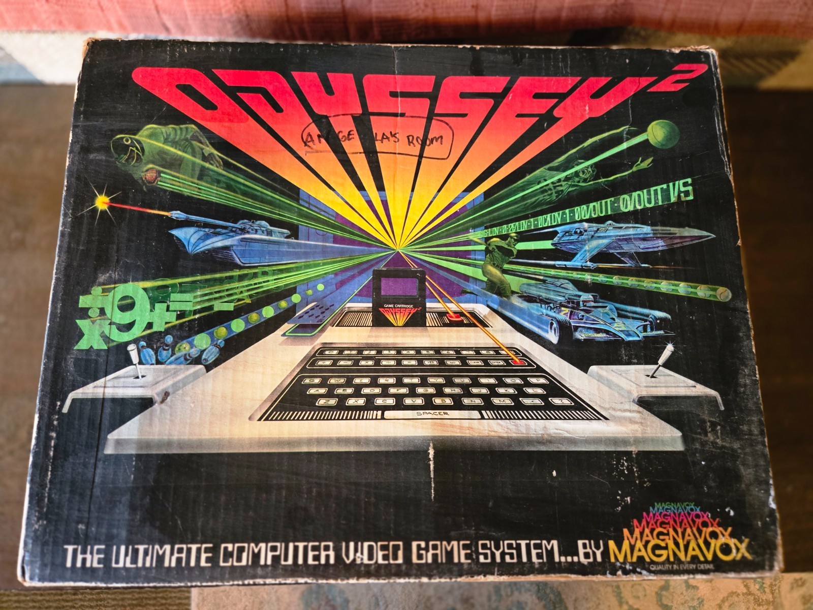 Vintage Magnavox Odyssey 2 Video Game Console + Alien Invades TESTED, Works