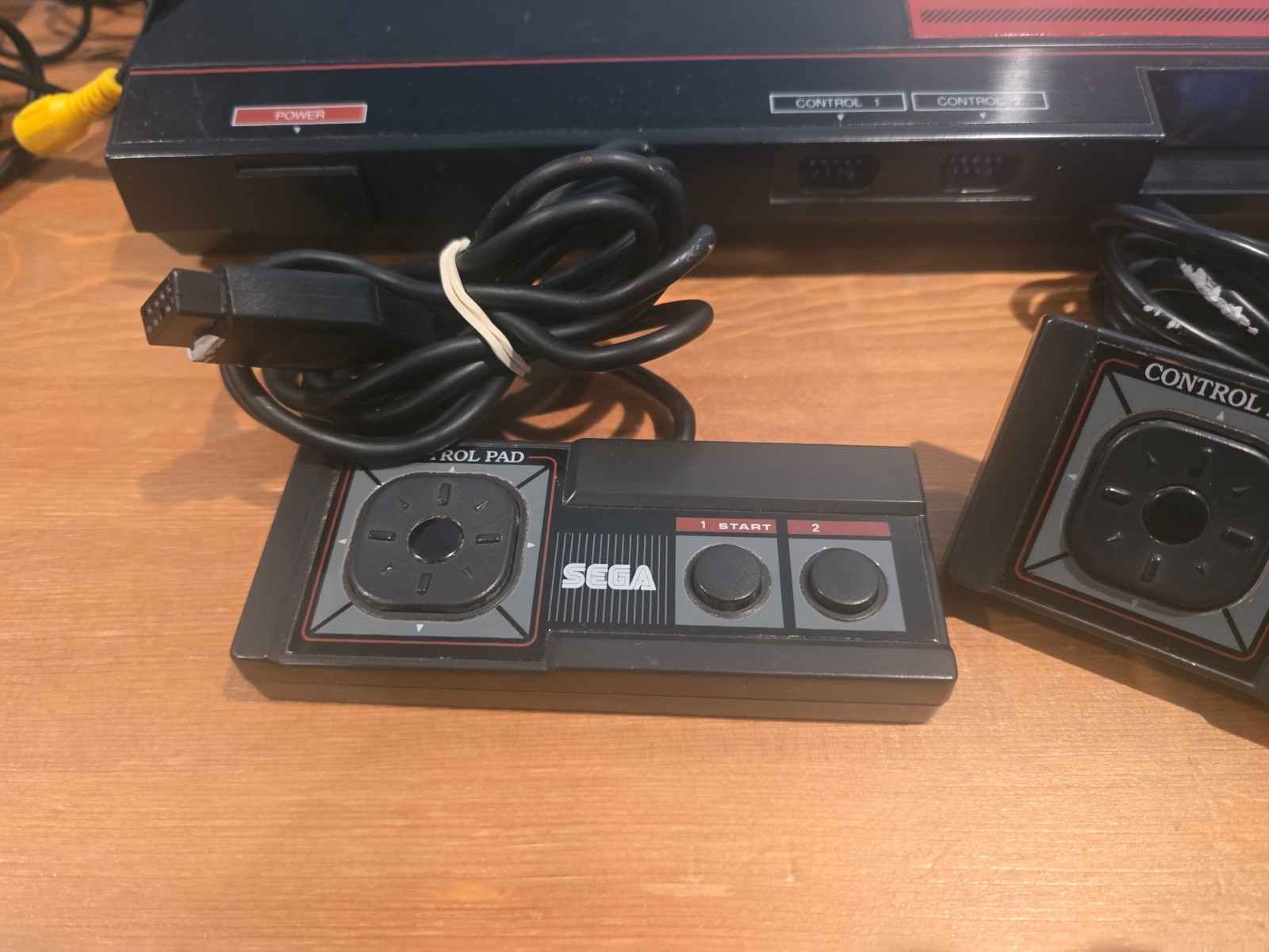 SEGA Master System Video Game Console Boxed w 2 Games and Everdrive – Tested!