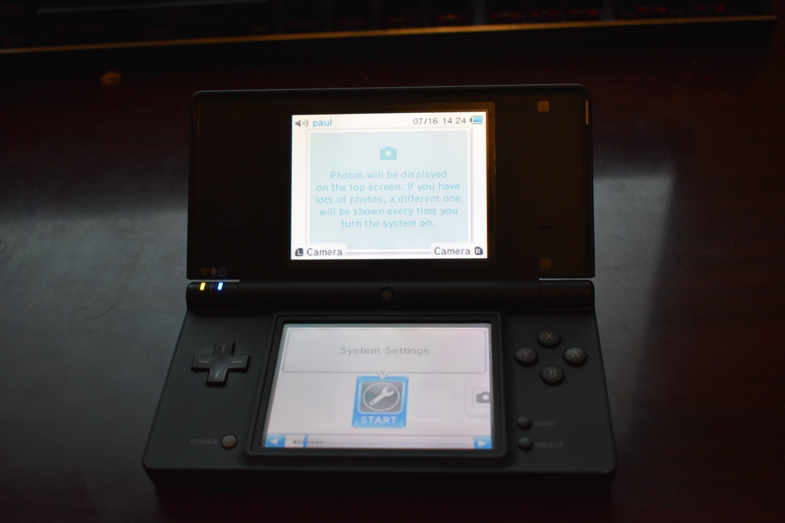 Nintendo DSi – Matte Black NTSC U/C, good condition, no stylus, no charger