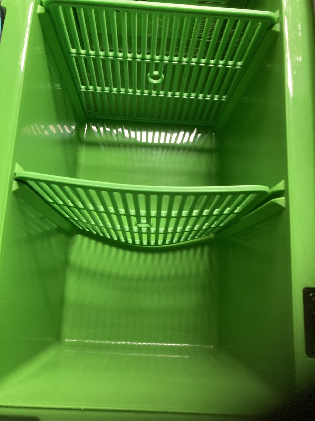 Xbox Series X Replica Mini Fridge 10L Thermoelectric Cooler Ukonic Model 17315