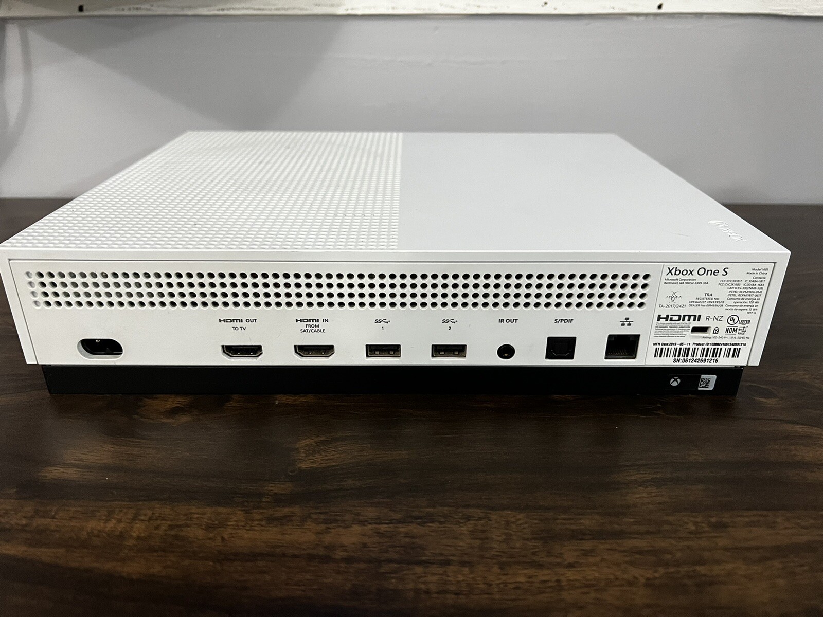 Microsoft Xbox One S 500GB White Minecraft Console