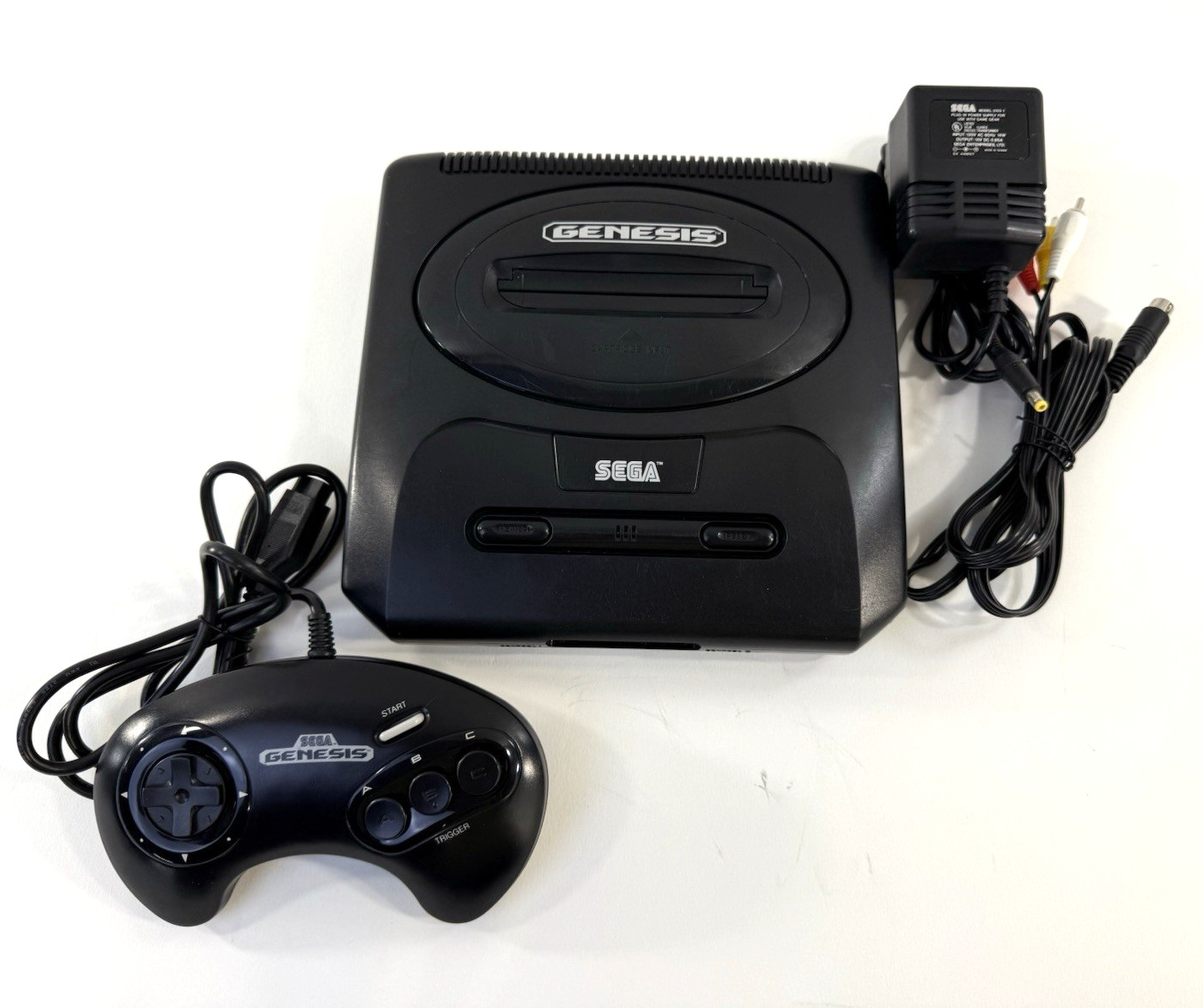 SEGA Genesis II 16MB Home Console with Controller, Power Supply, AV – Tested