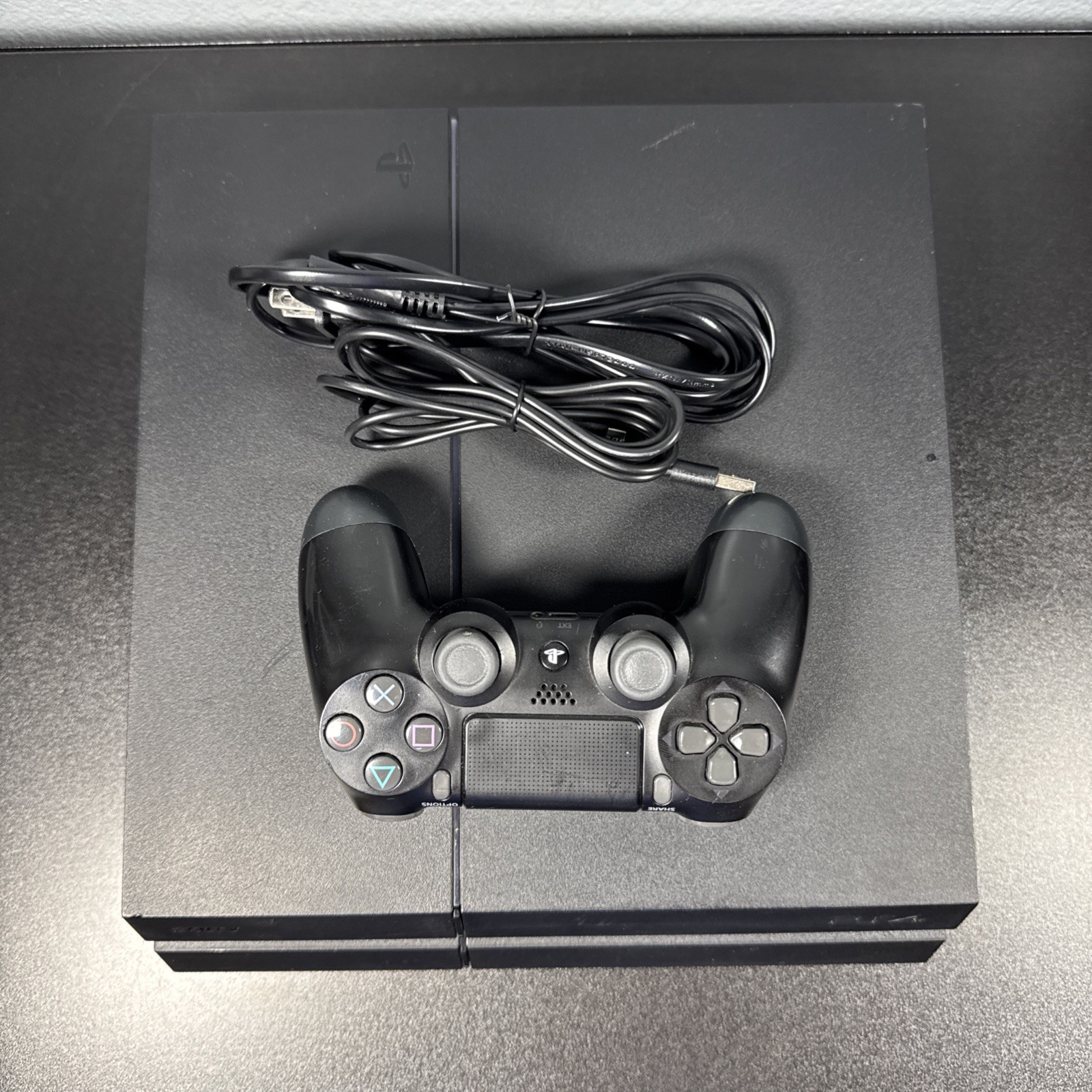 LOW FW SONY PlayStation 4(ps4)SYSTEM – CUH-1215A – 500GB & Controller 10.01OFW