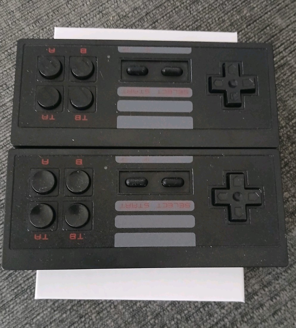 Extreme Mini Game Box EMX-041 HD 8 BIT Entertainment System Plug & Play Retro